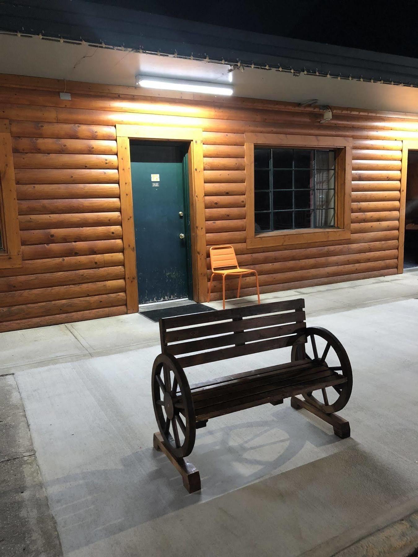 Rodeway Inn Harlan Exterior foto