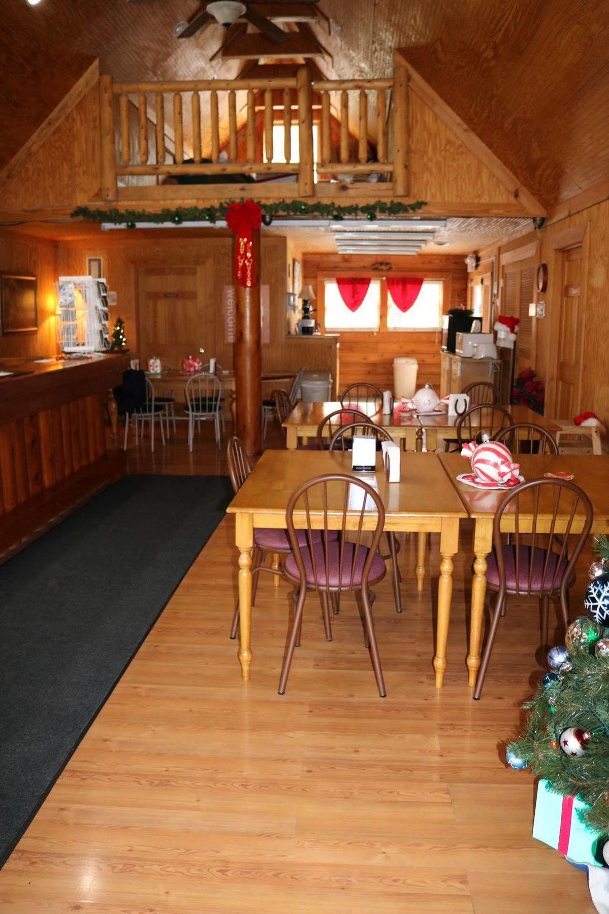 Rodeway Inn Harlan Exterior foto