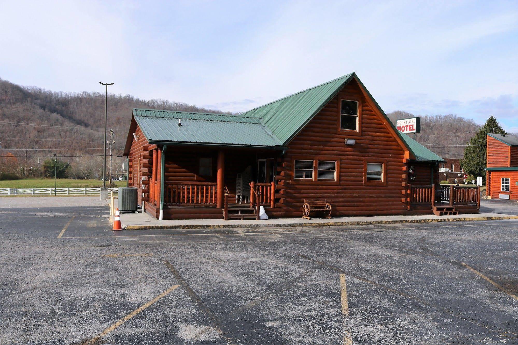 Rodeway Inn Harlan Exterior foto