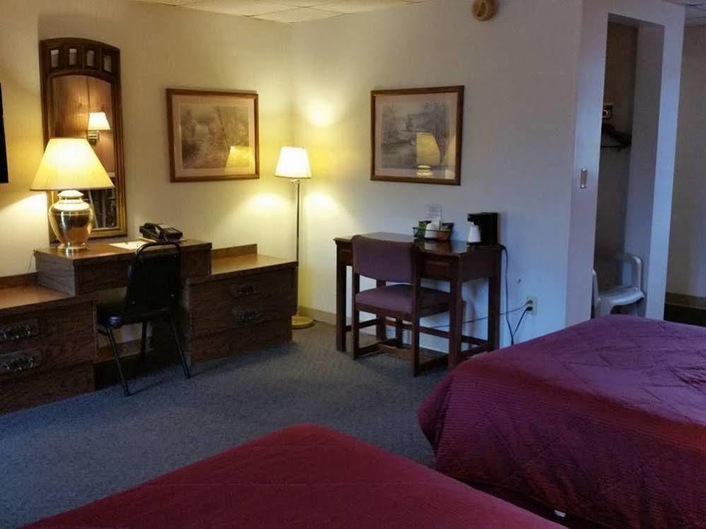 Rodeway Inn Harlan Exterior foto