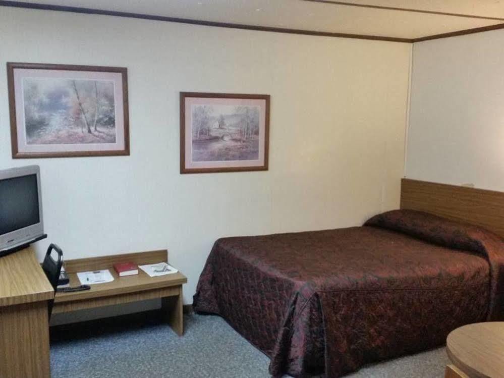 Rodeway Inn Harlan Exterior foto